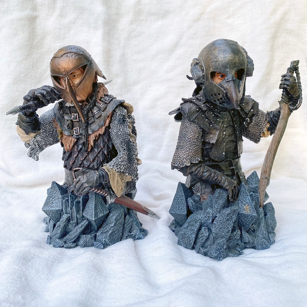 Gentle Giant Lord of the Rings Sam & Frodo Orc Armor Busts 6.5in